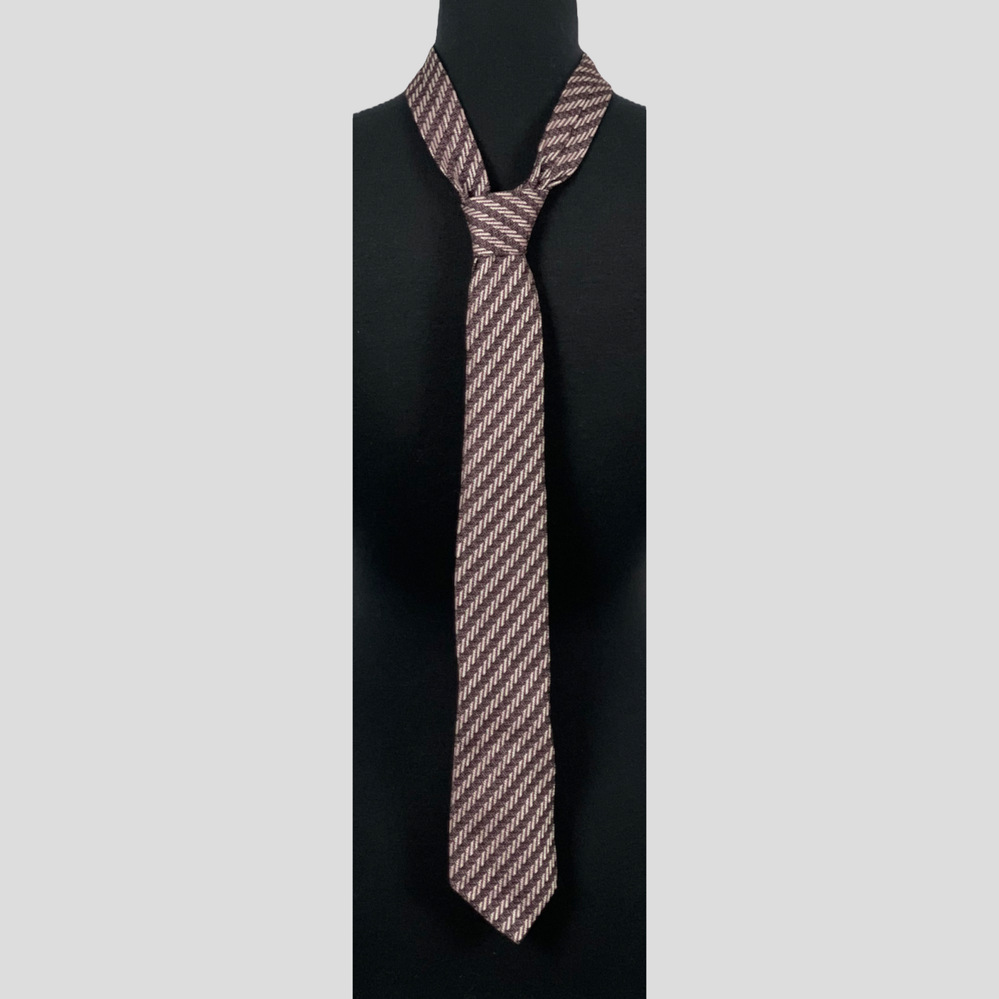 Denver Hayes tie