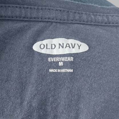 Old Navy t-shirt