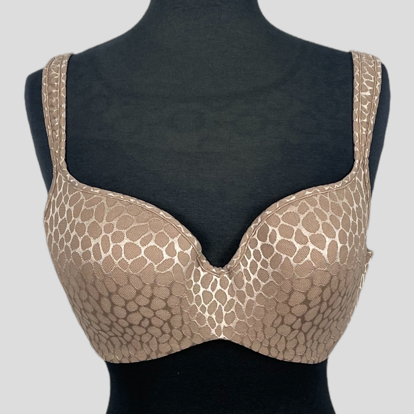 Wonder Bra (40 C)