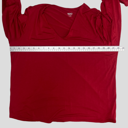 Ricki's Basics long sleeve t-shirt