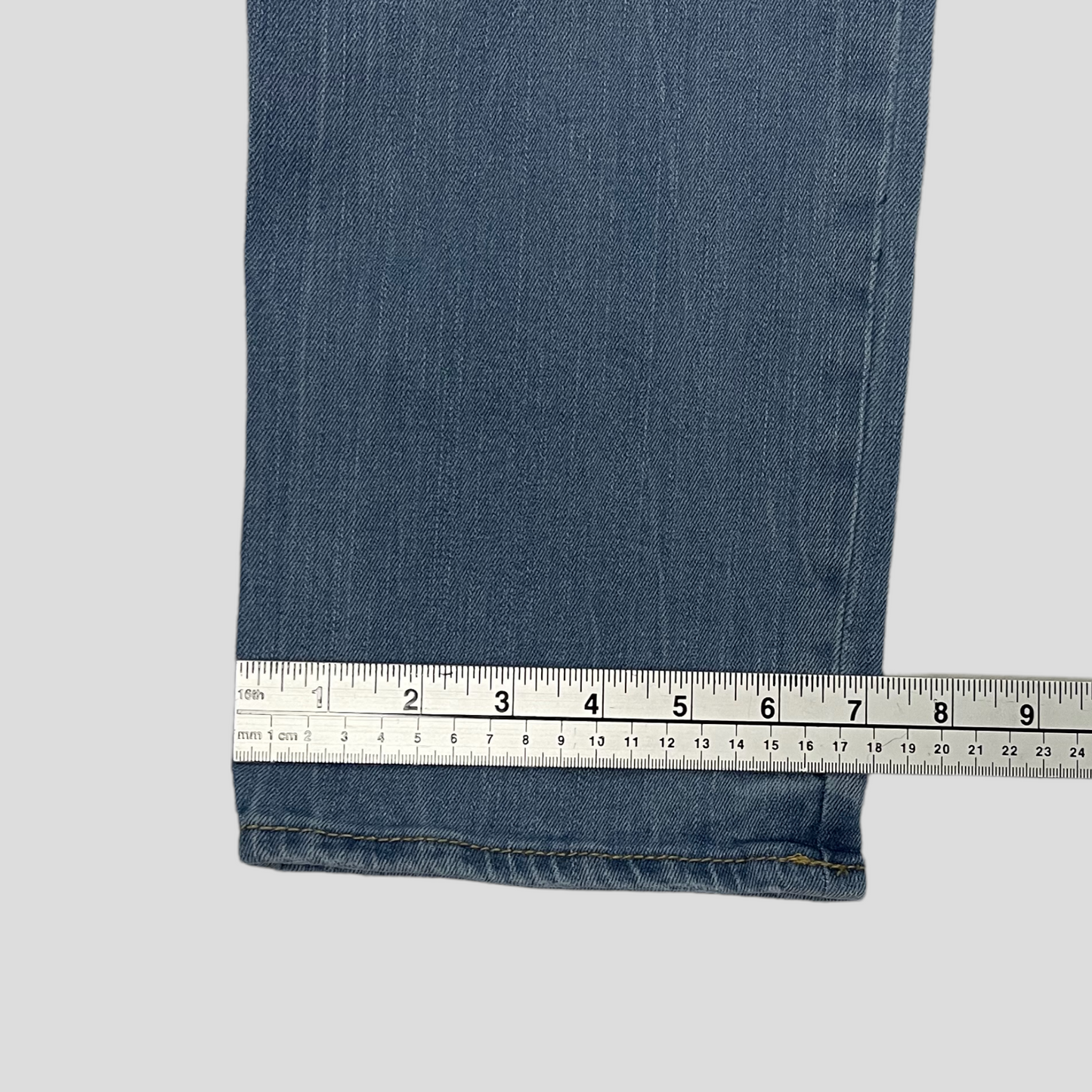 Jordache high rise straight distressed jean