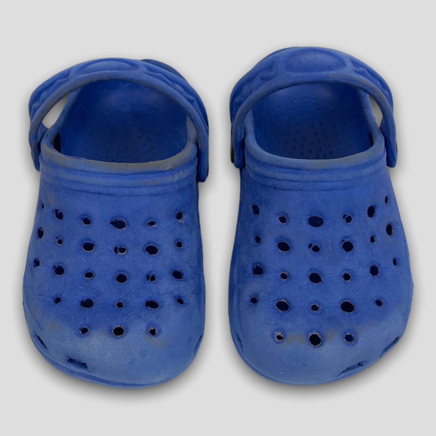 Unknown brand sandal (7 toddler)