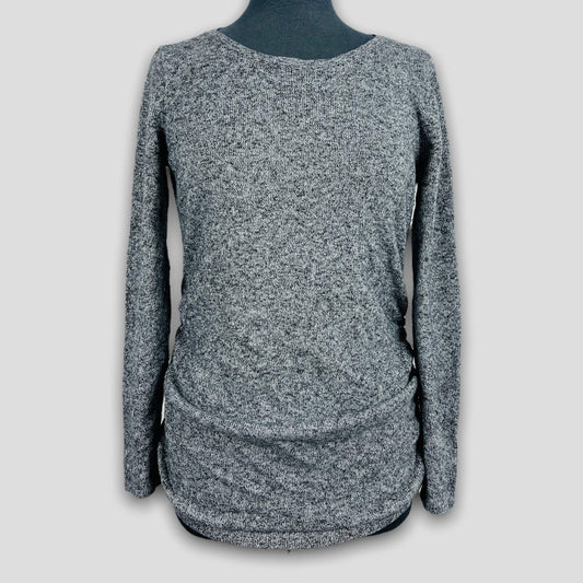 Old Navy maternity light sweater (M)