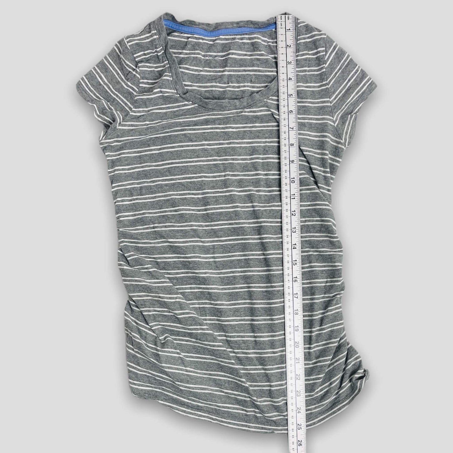 liz lange maternity top (S)