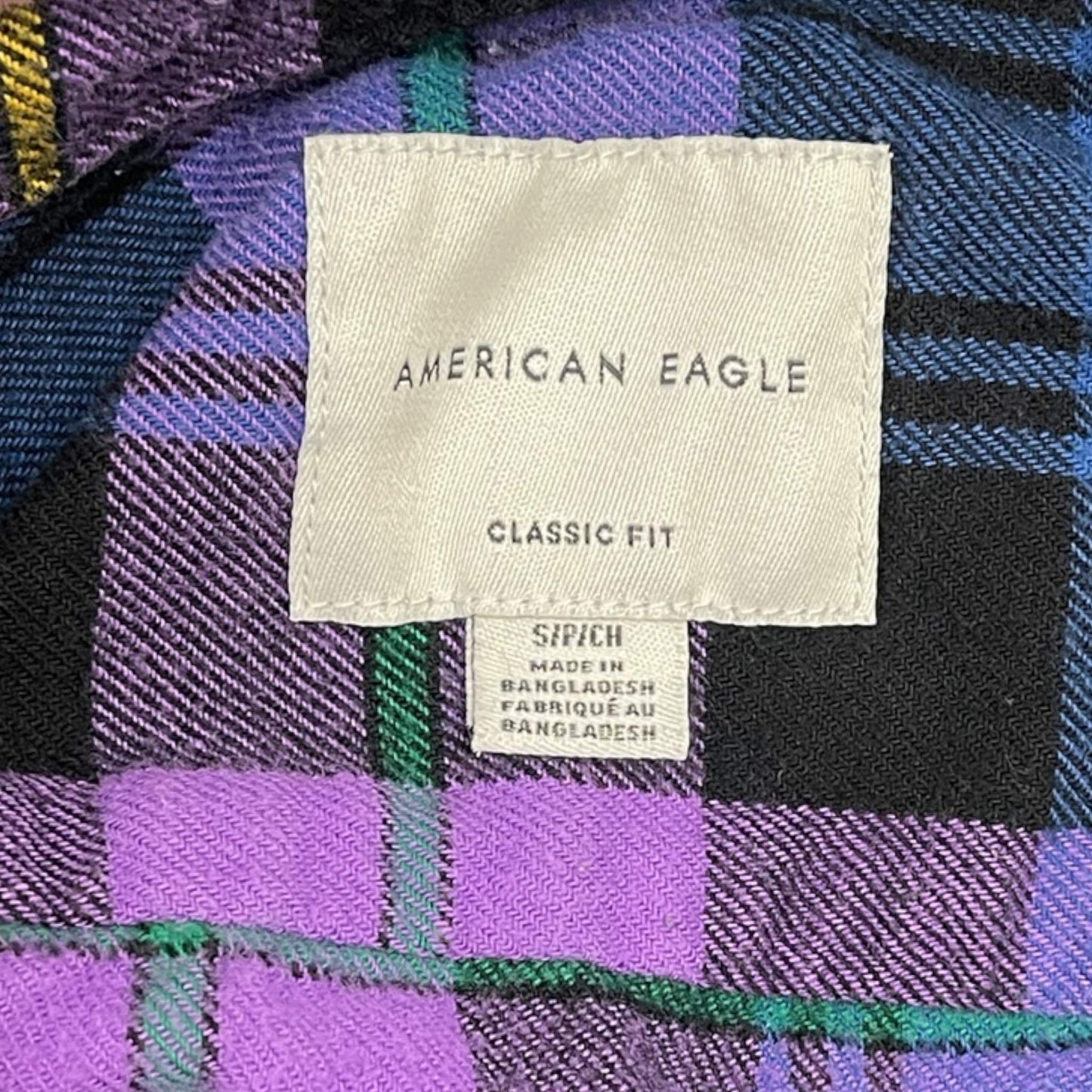 American Eagle Classic Fit shirt