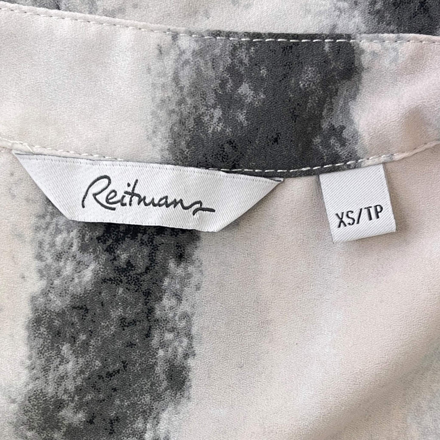 Reitmans long sleeveless blouse