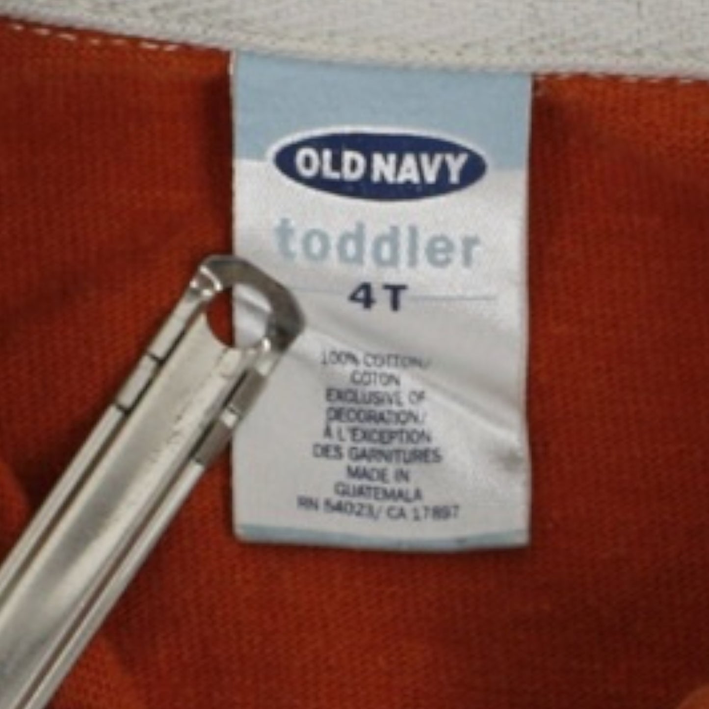 Old Navy long sleeve t-shirt (4T)