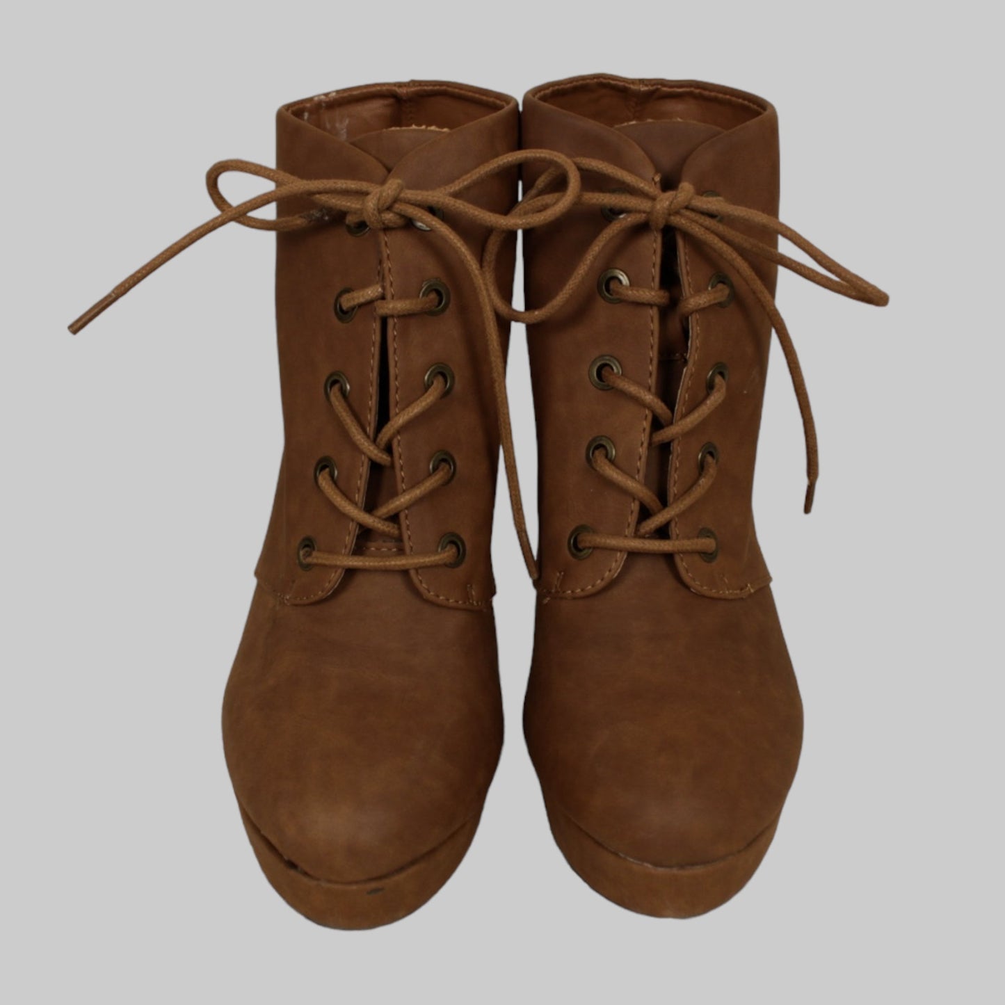 Bamboo boot (7.5 or 37.5)