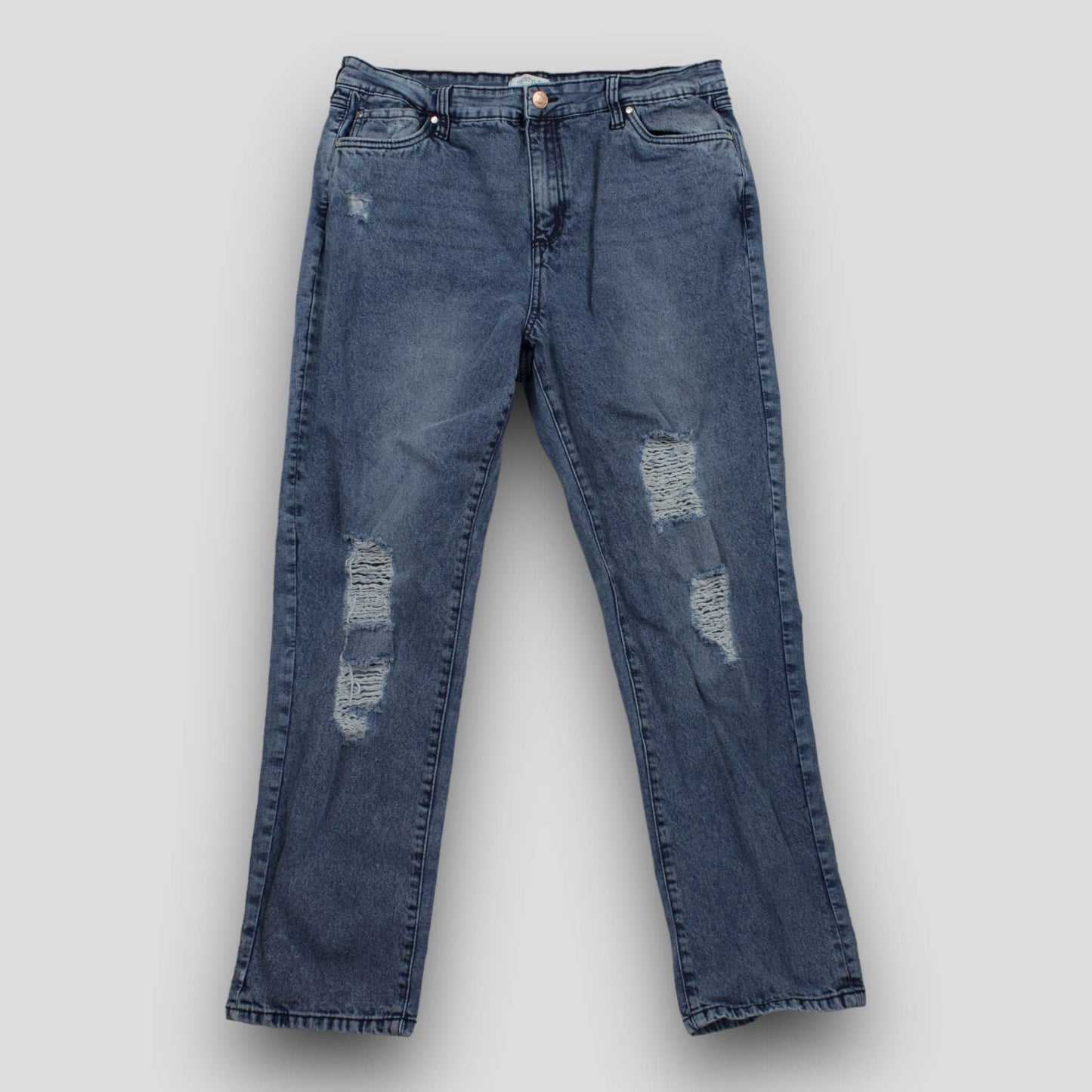 myStyle distressed jean