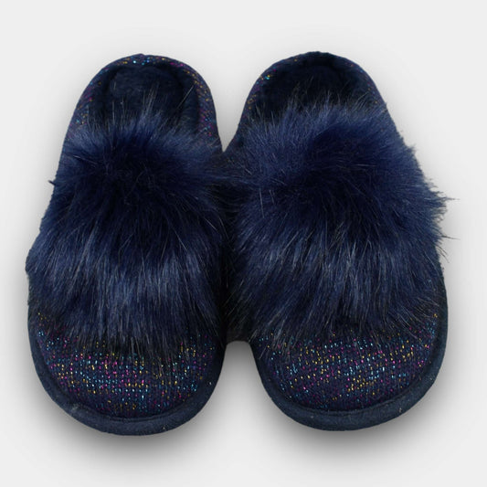 Pom pom slipper (5/6 ~ new)