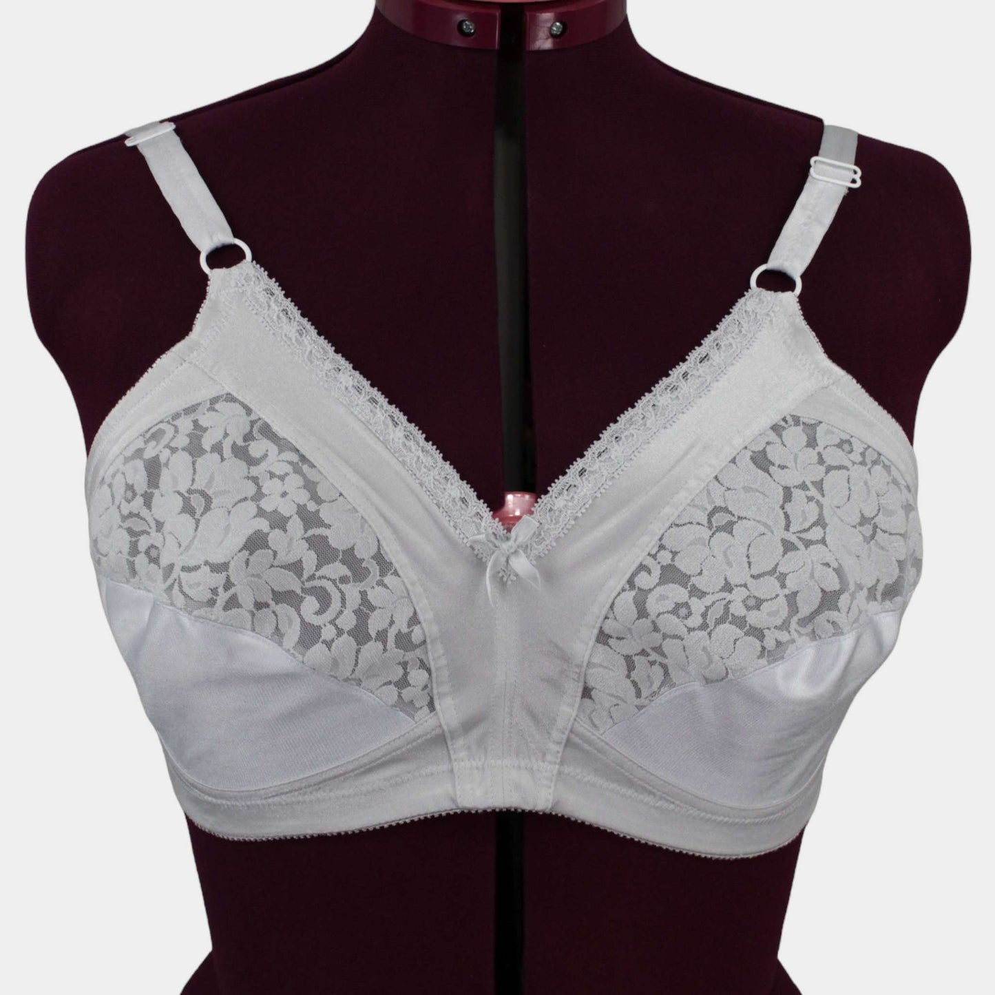 Warner's bra (C 44)