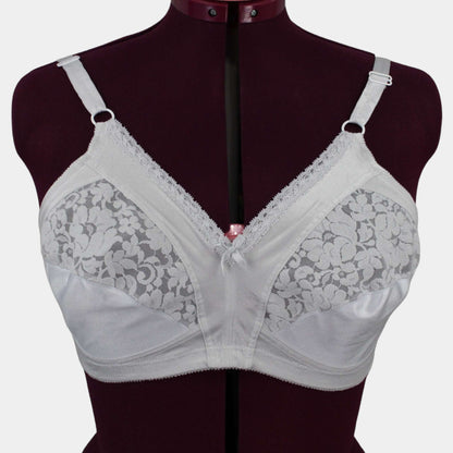 Warner's bra (C 44)